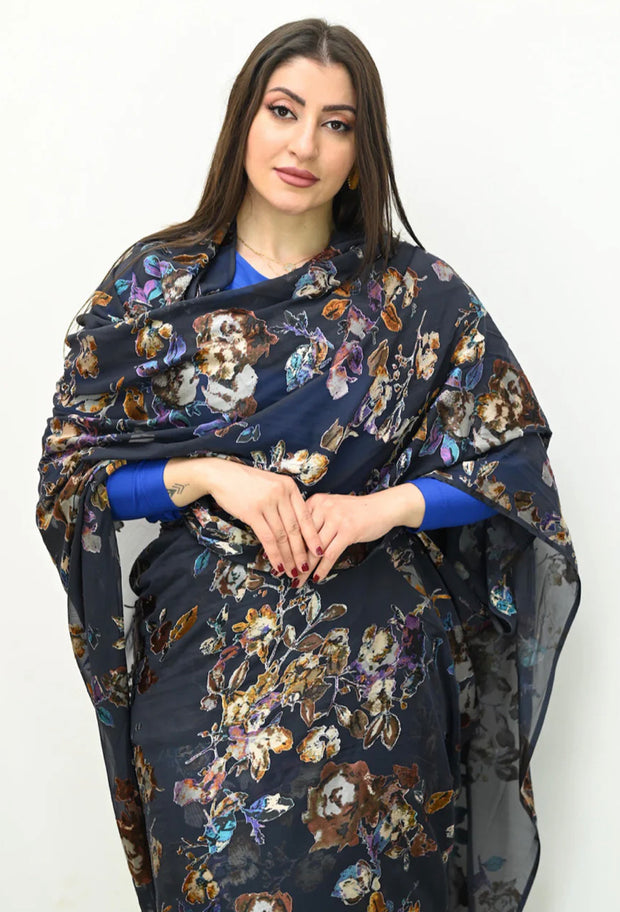 Dark blue floral toub